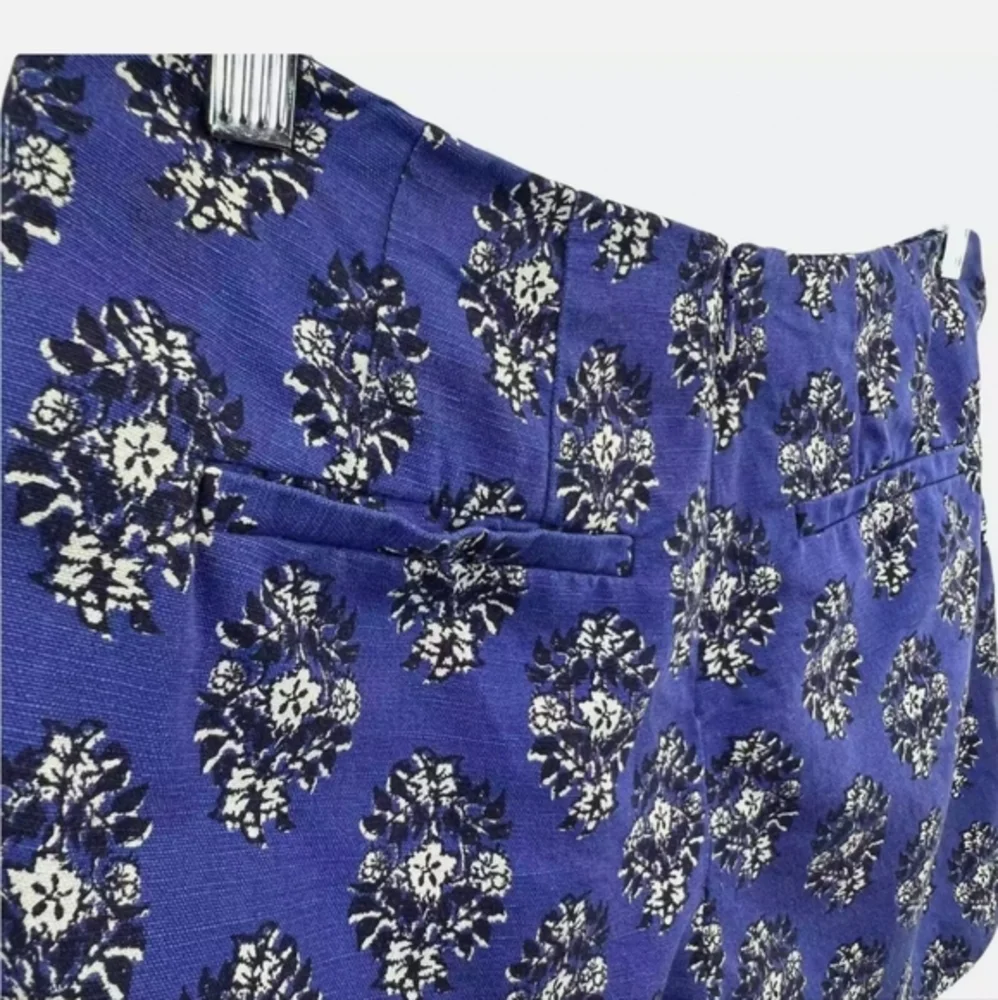 - Madewell Pleated‎ Hise Rise Deck Shorts in floral woodcut - Picture 4 of 5